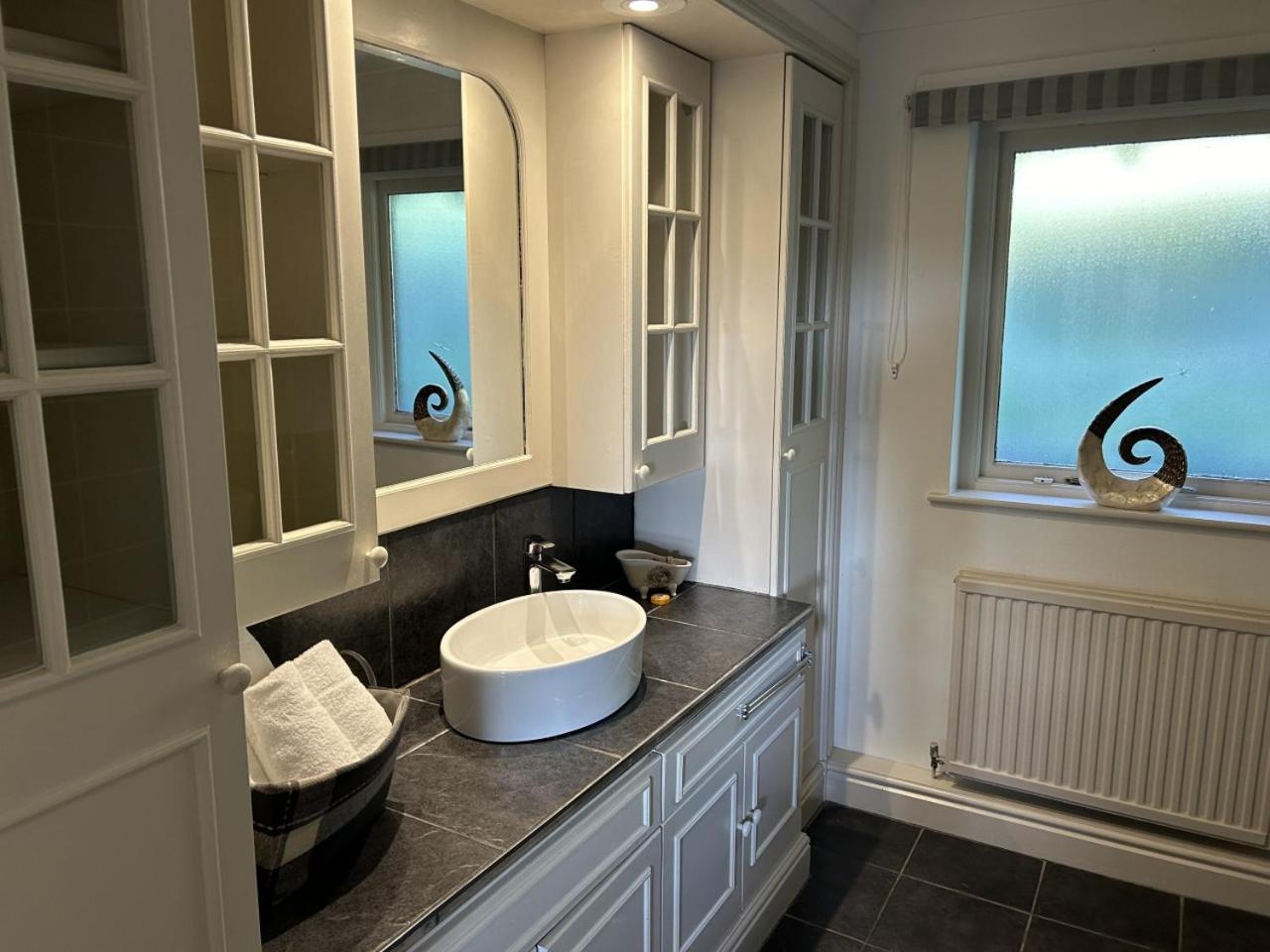 Uplands Inn Cartmel Room photo